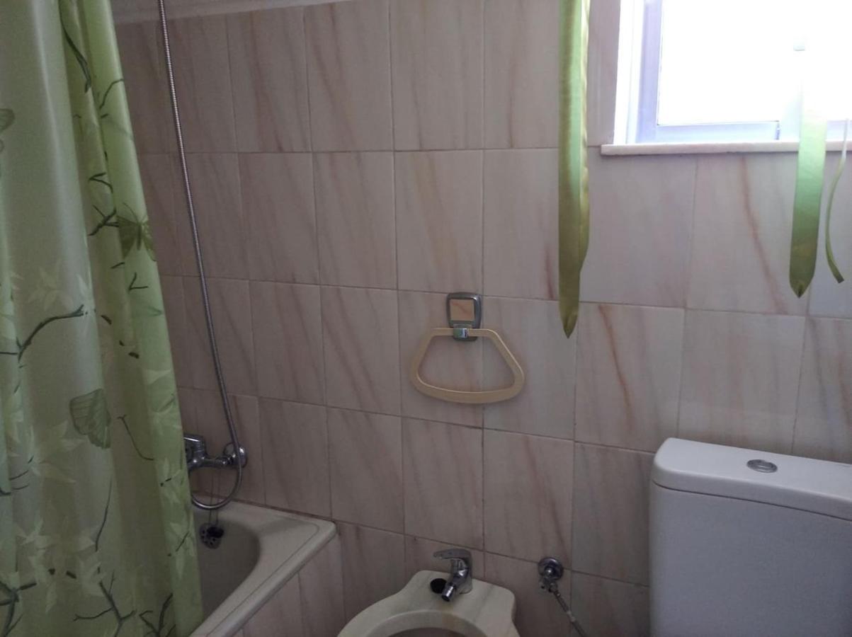 Casa Manos Nevoa Geres